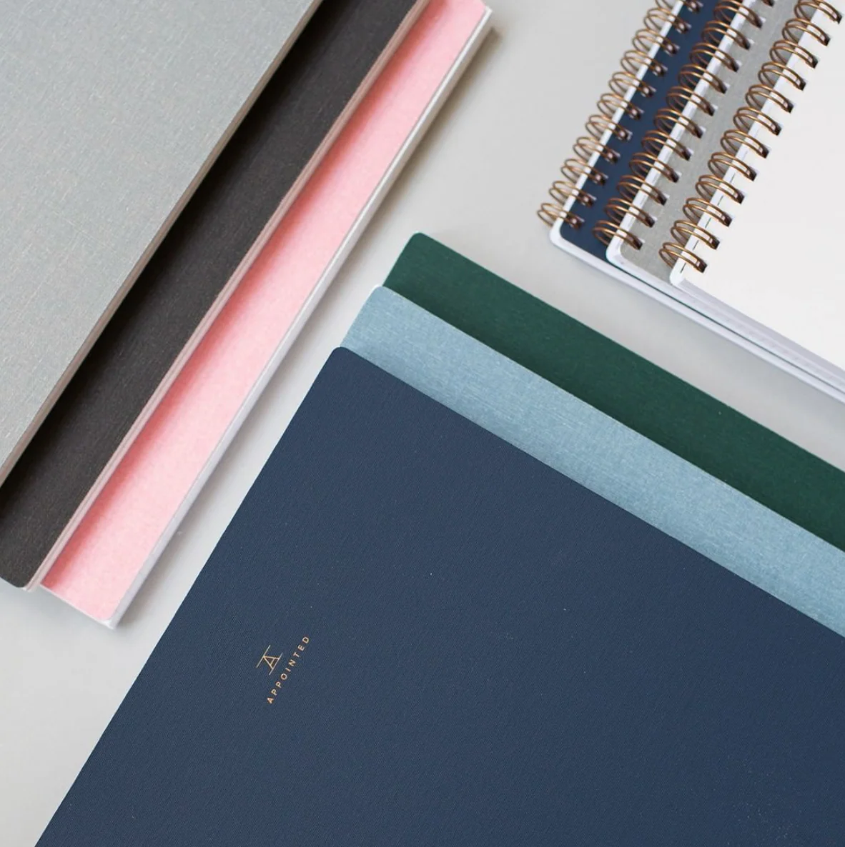 Appointed - Notebook Lavender Gray - Cuaderno Verde Cuadriculado, Rayado B5 (19 x 24cm). - Image 4